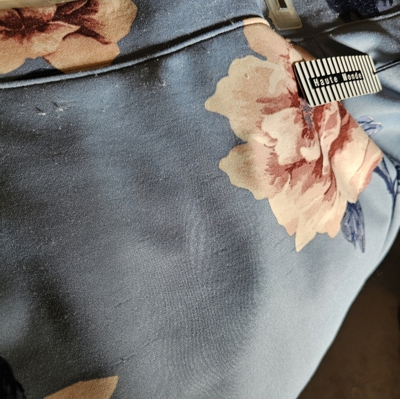 Knee length skirt - Picture 3 of 3